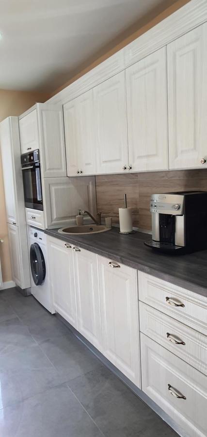 Apartament Lexannona Busteni Luaran gambar